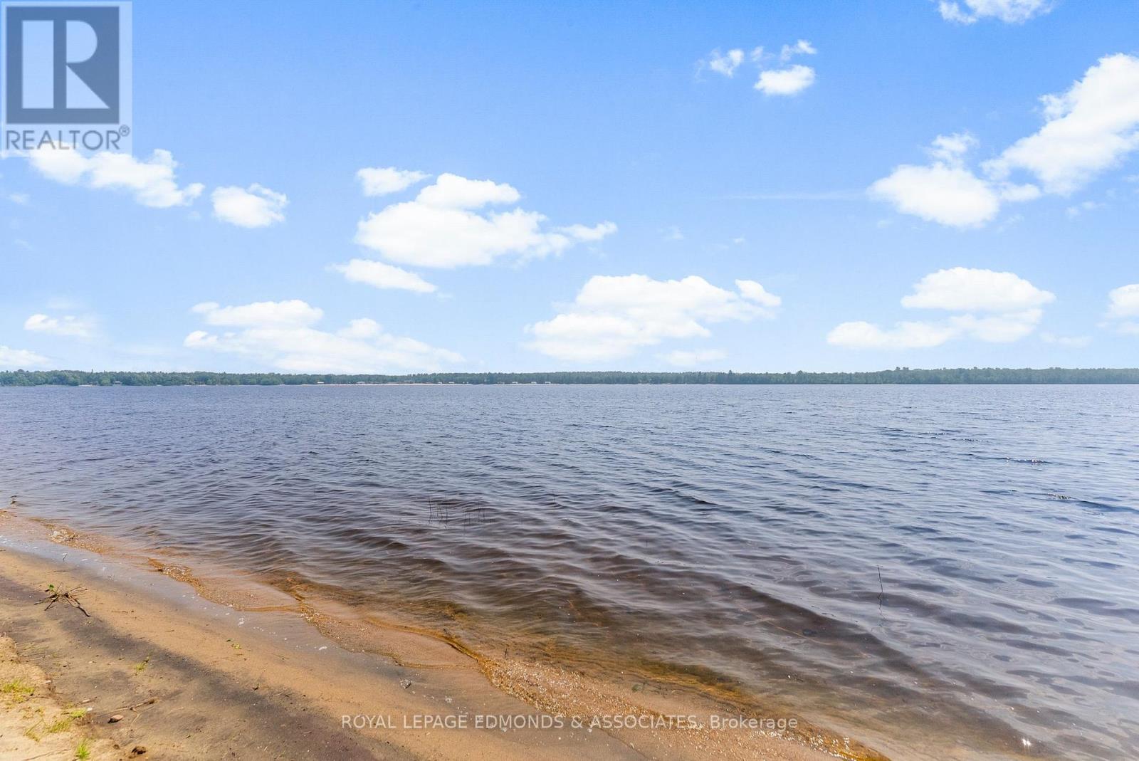 












358 LACHLAN LANE

,
Whitewater Region,




Ontario
K0J2L0

