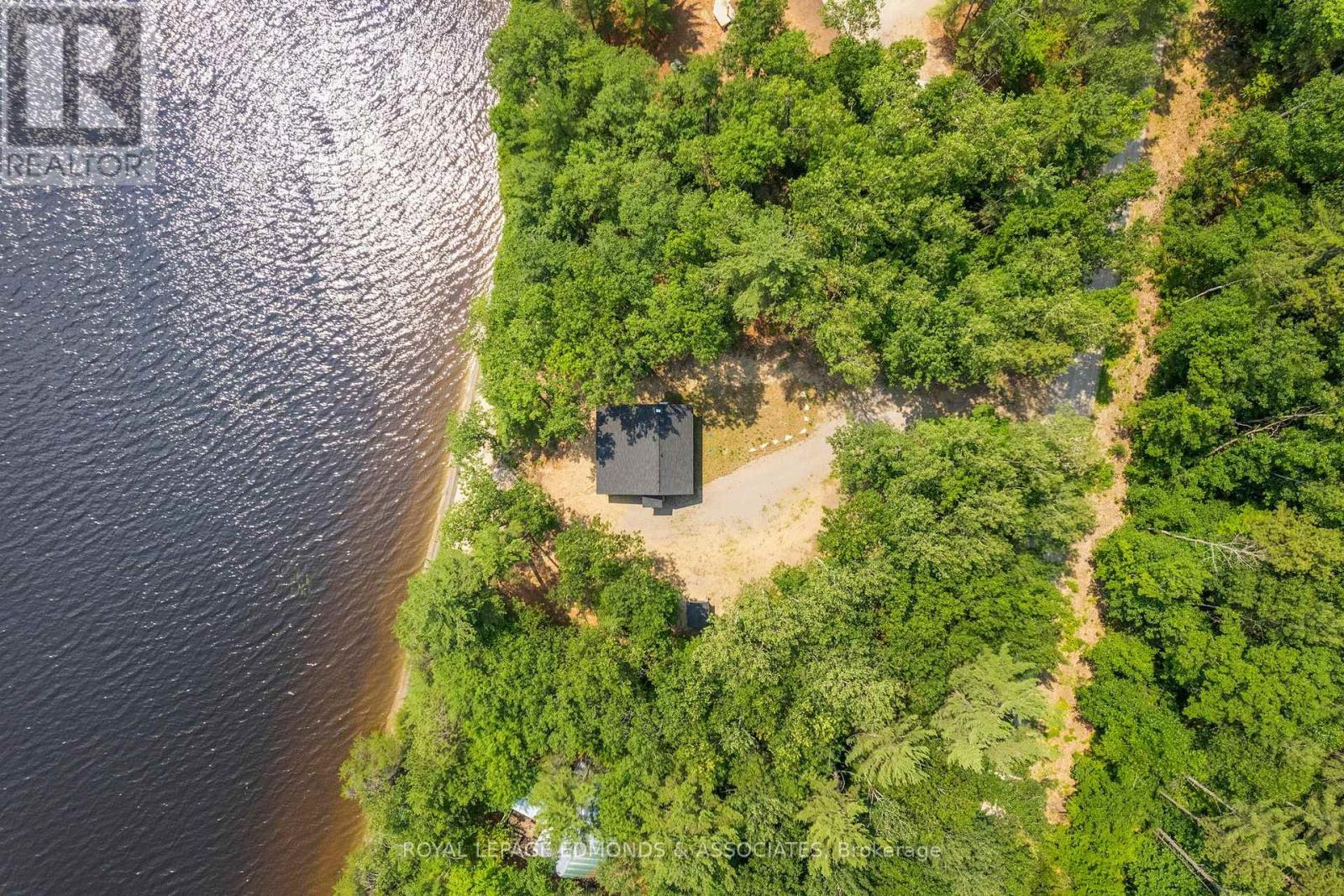 












358 LACHLAN LANE

,
Whitewater Region,




Ontario
K0J2L0

