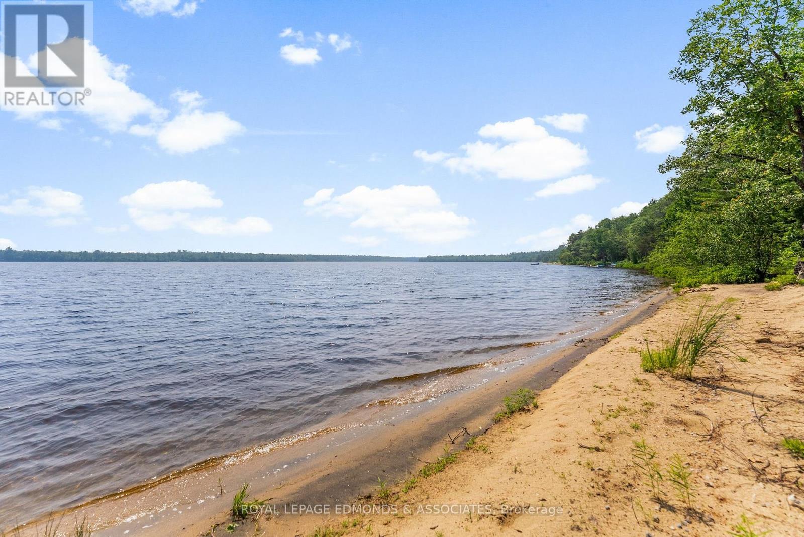 












358 LACHLAN LANE

,
Whitewater Region,




Ontario
K0J2L0


