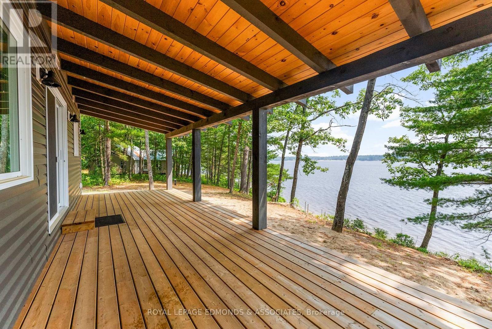 












358 LACHLAN LANE

,
Whitewater Region,




Ontario
K0J2L0


