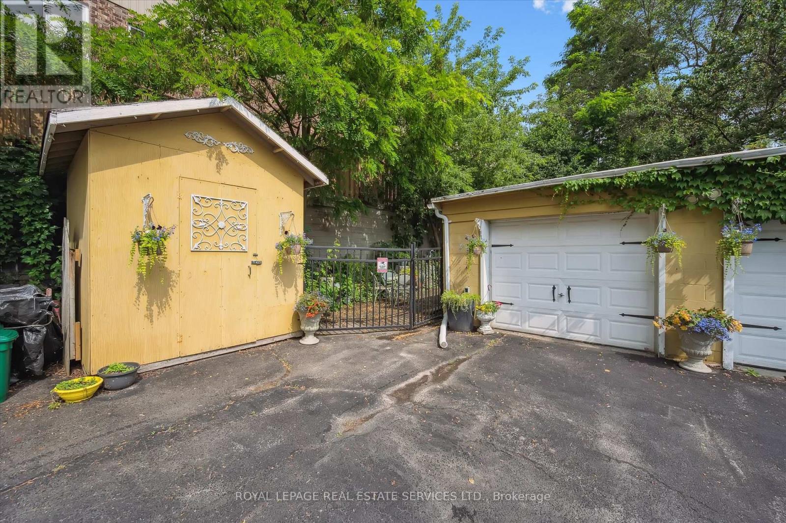 












58 KEFFER STREET

,
Cambridge,




Ontario
N3C1N5


