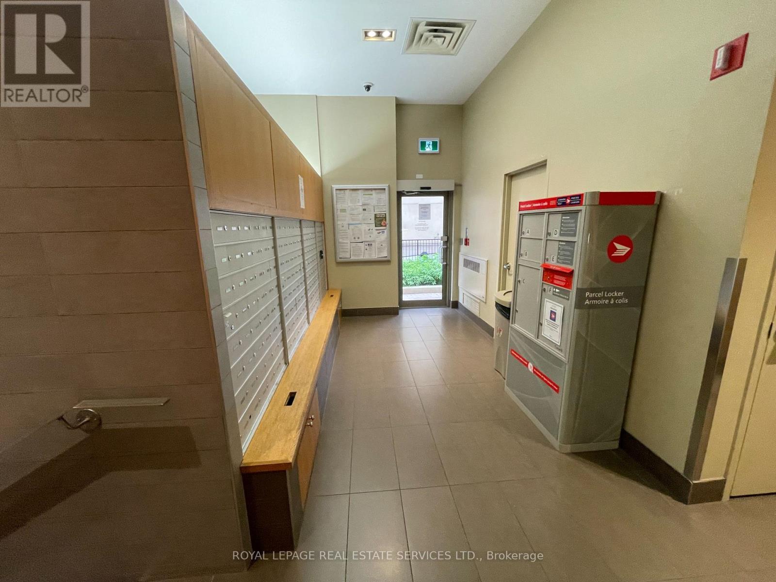 












1105 - 4 ELSINORE PATH

,
Toronto,




Ontario
M8V4G7

