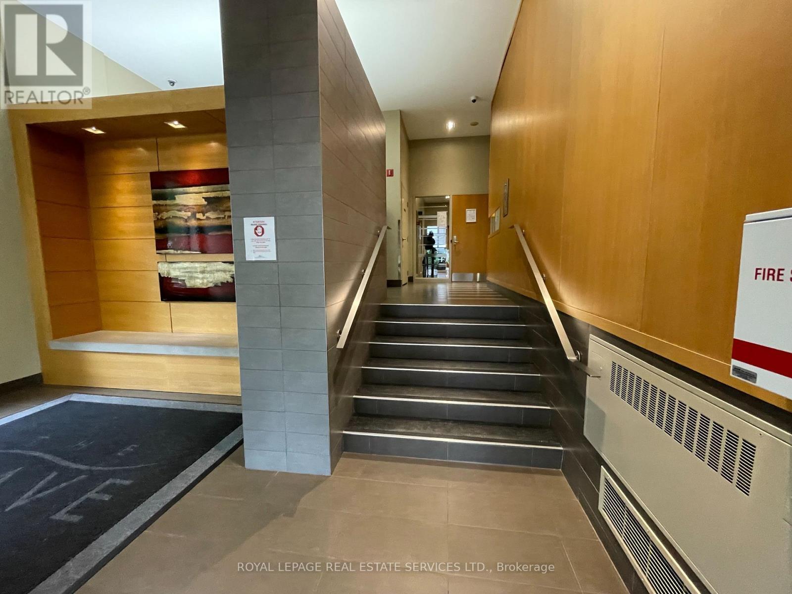 












1105 - 4 ELSINORE PATH

,
Toronto,




Ontario
M8V4G7

