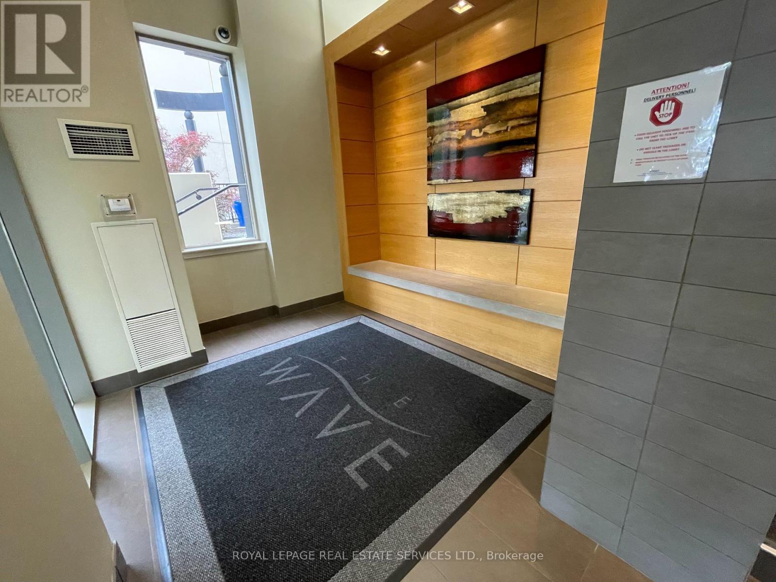 












1105 - 4 ELSINORE PATH

,
Toronto,




Ontario
M8V4G7

