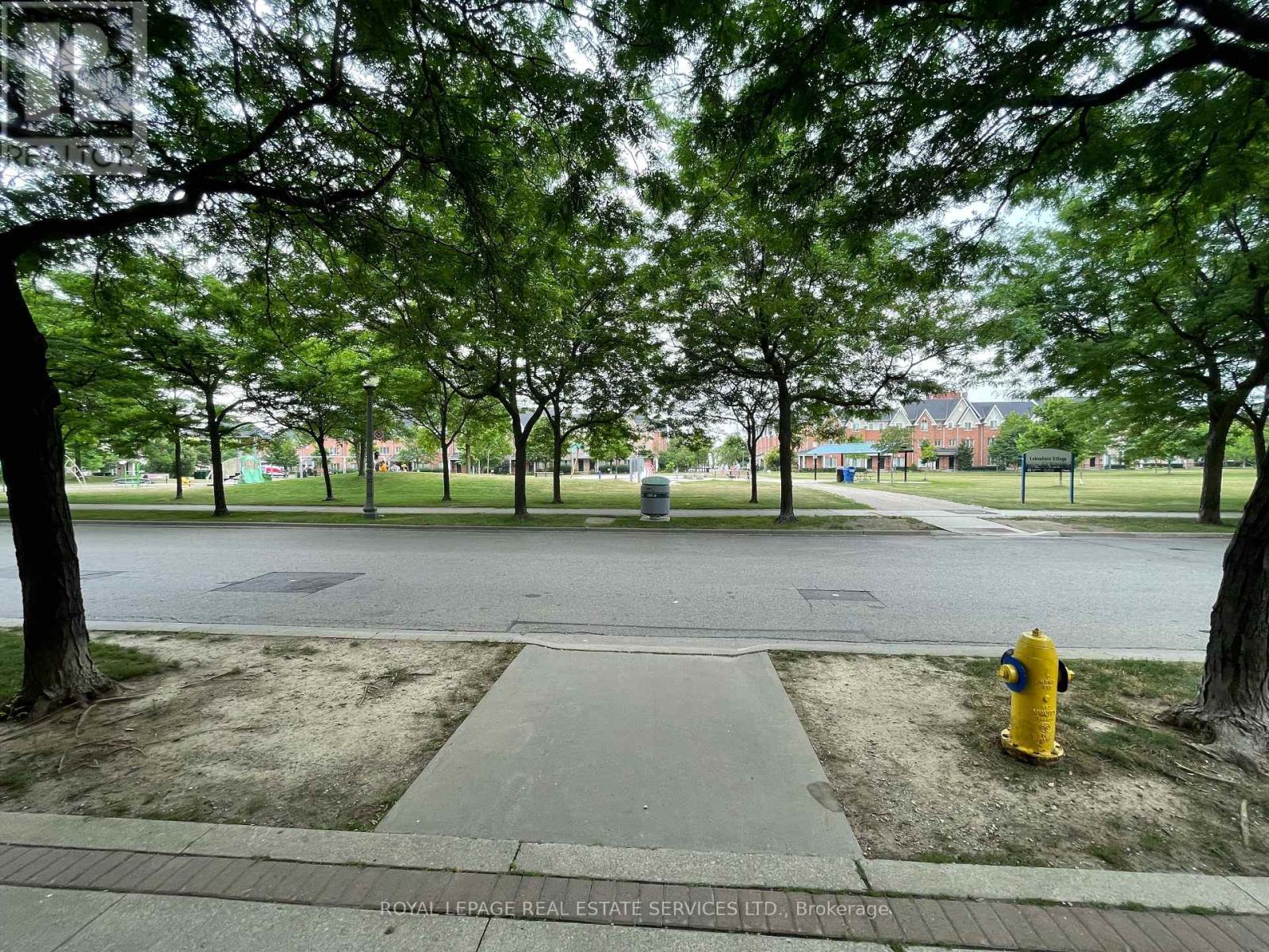 












1105 - 4 ELSINORE PATH

,
Toronto,




Ontario
M8V4G7

