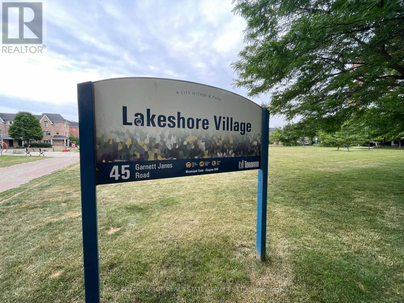 












1105 - 4 ELSINORE PATH

,
Toronto,




Ontario
M8V4G7

