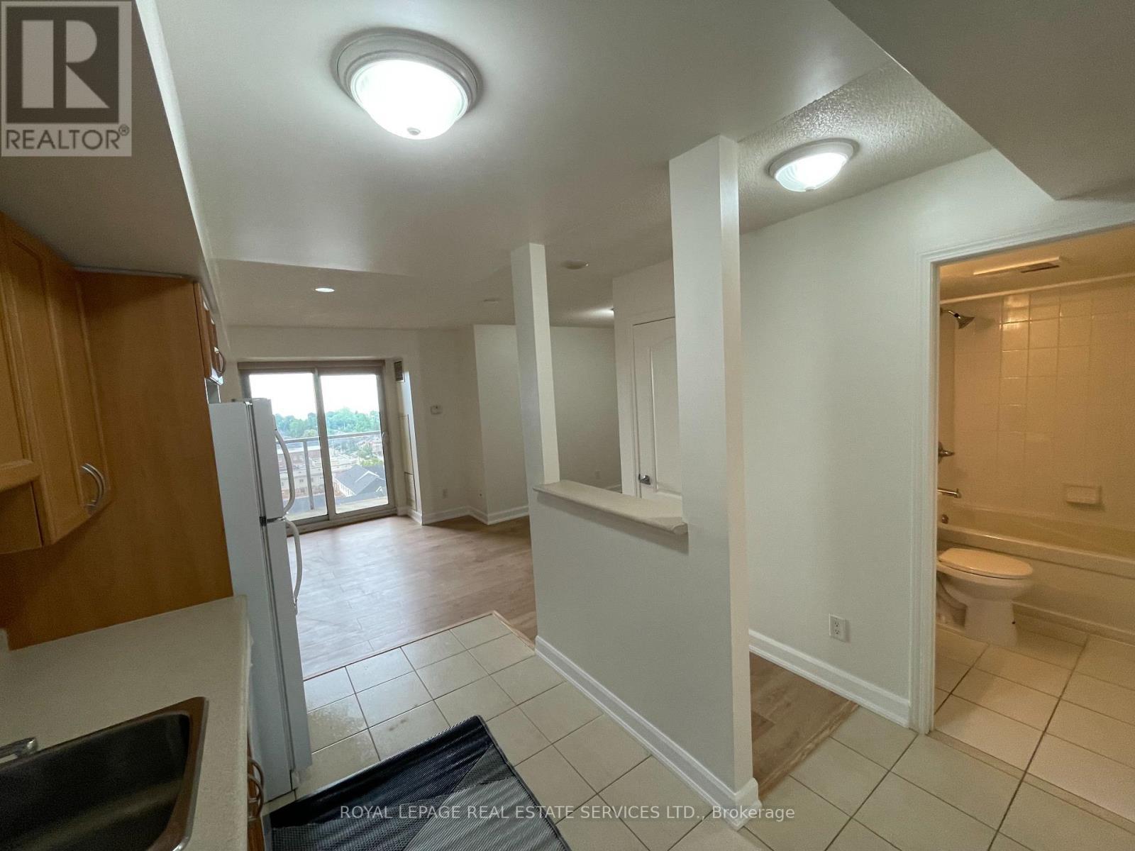 












1105 - 4 ELSINORE PATH

,
Toronto,




Ontario
M8V4G7

