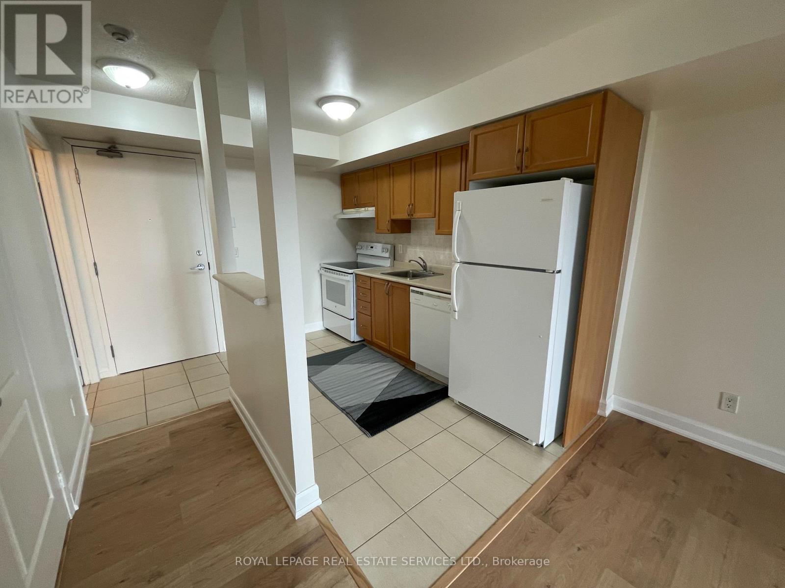 












1105 - 4 ELSINORE PATH

,
Toronto,




Ontario
M8V4G7

