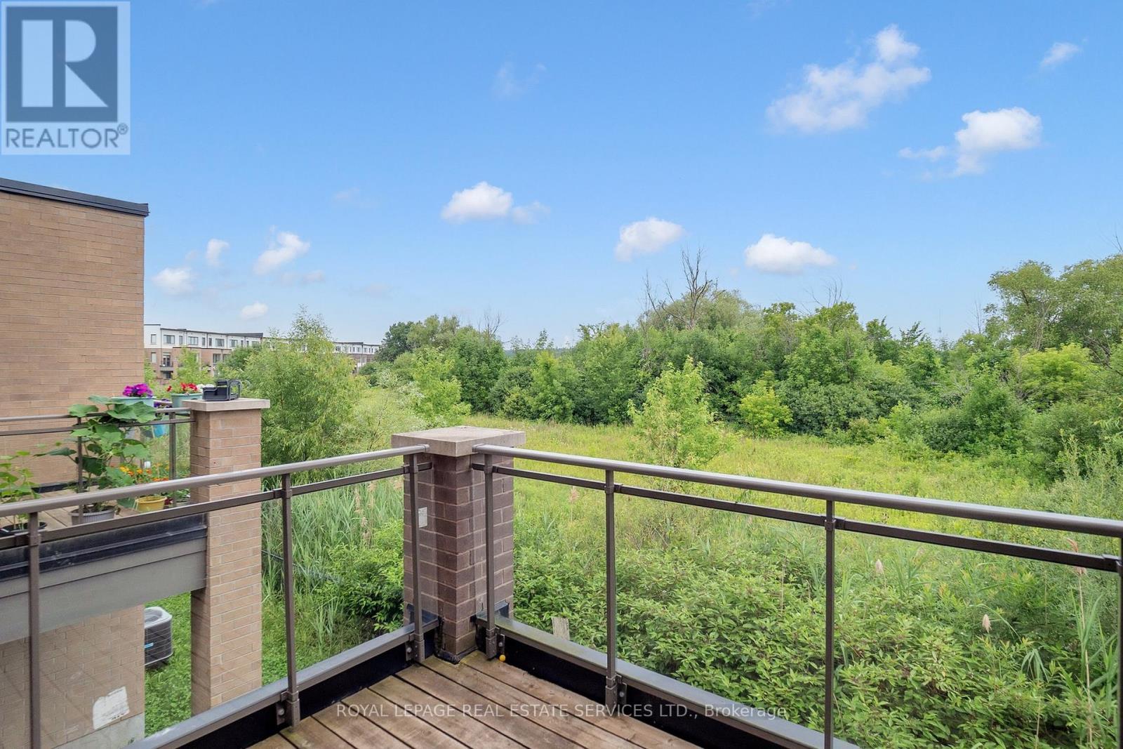 












223 FOWLEY DRIVE

,
Oakville,




Ontario
L6H0P4

