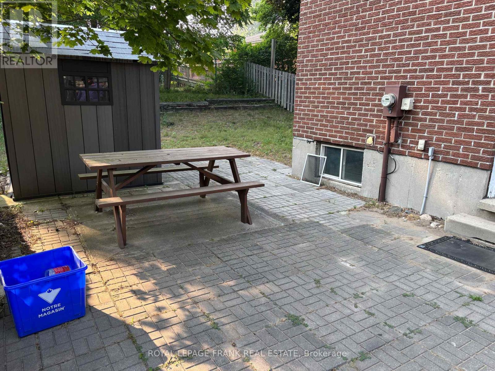 












1098 MILNE DRIVE

,
Kincardine,




Ontario
N2Z1X4

