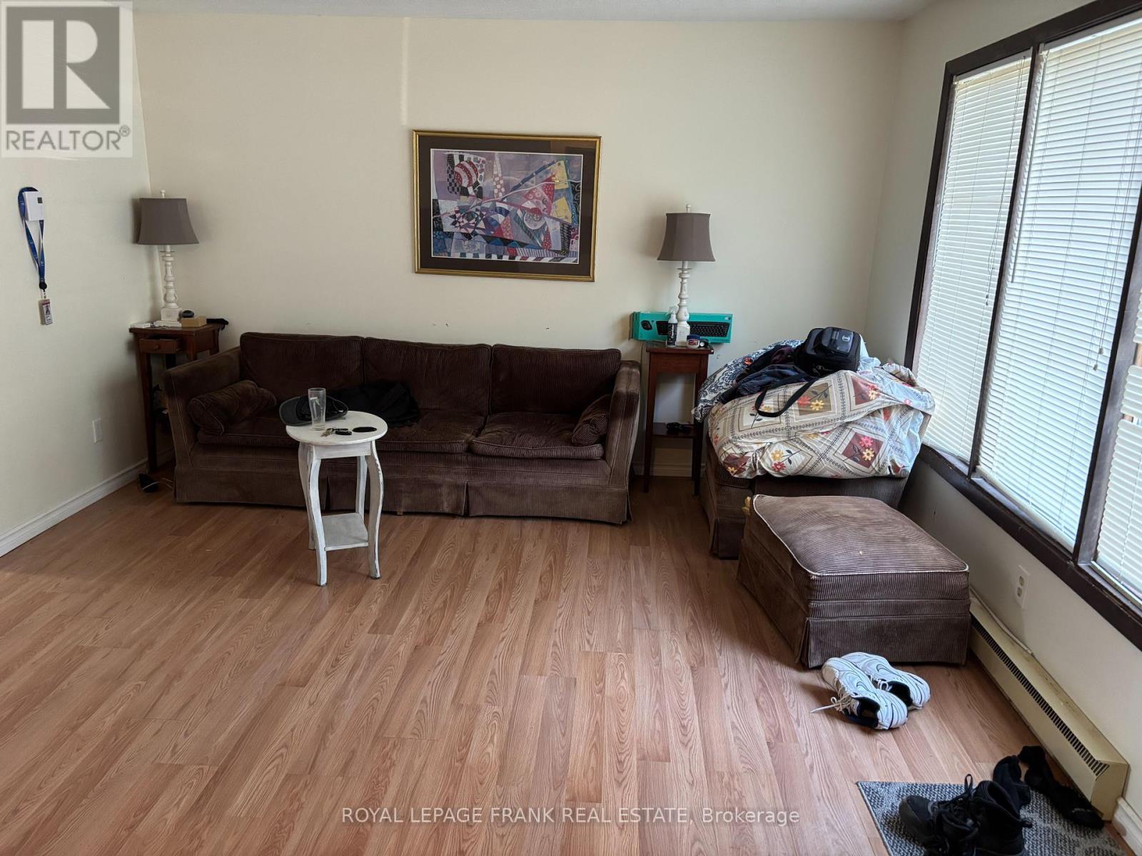 












1098 MILNE DRIVE

,
Kincardine,




Ontario
N2Z1X4

