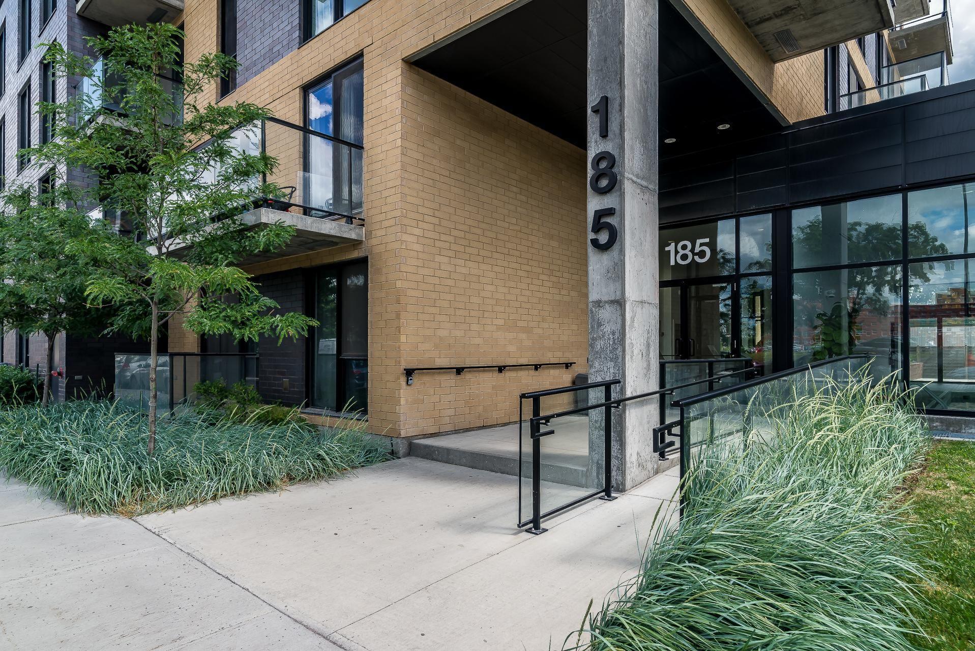 









185


Rue du Séminaire

, 903,
Montréal (Le Sud-Ouest),




QC
H3C2A3

