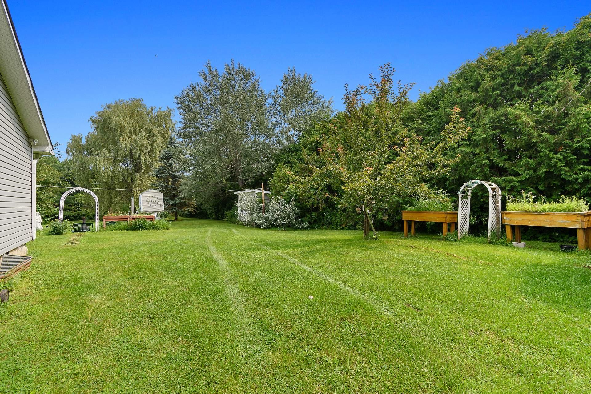 









618


Ch. Cook

,
Gatineau (Aylmer),




QC
J9J3P6

