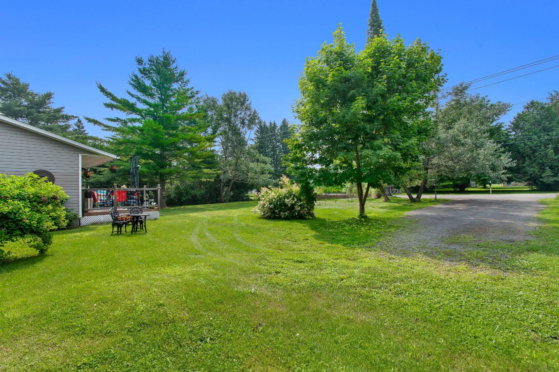 









618


Ch. Cook

,
Gatineau (Aylmer),




QC
J9J3P6

