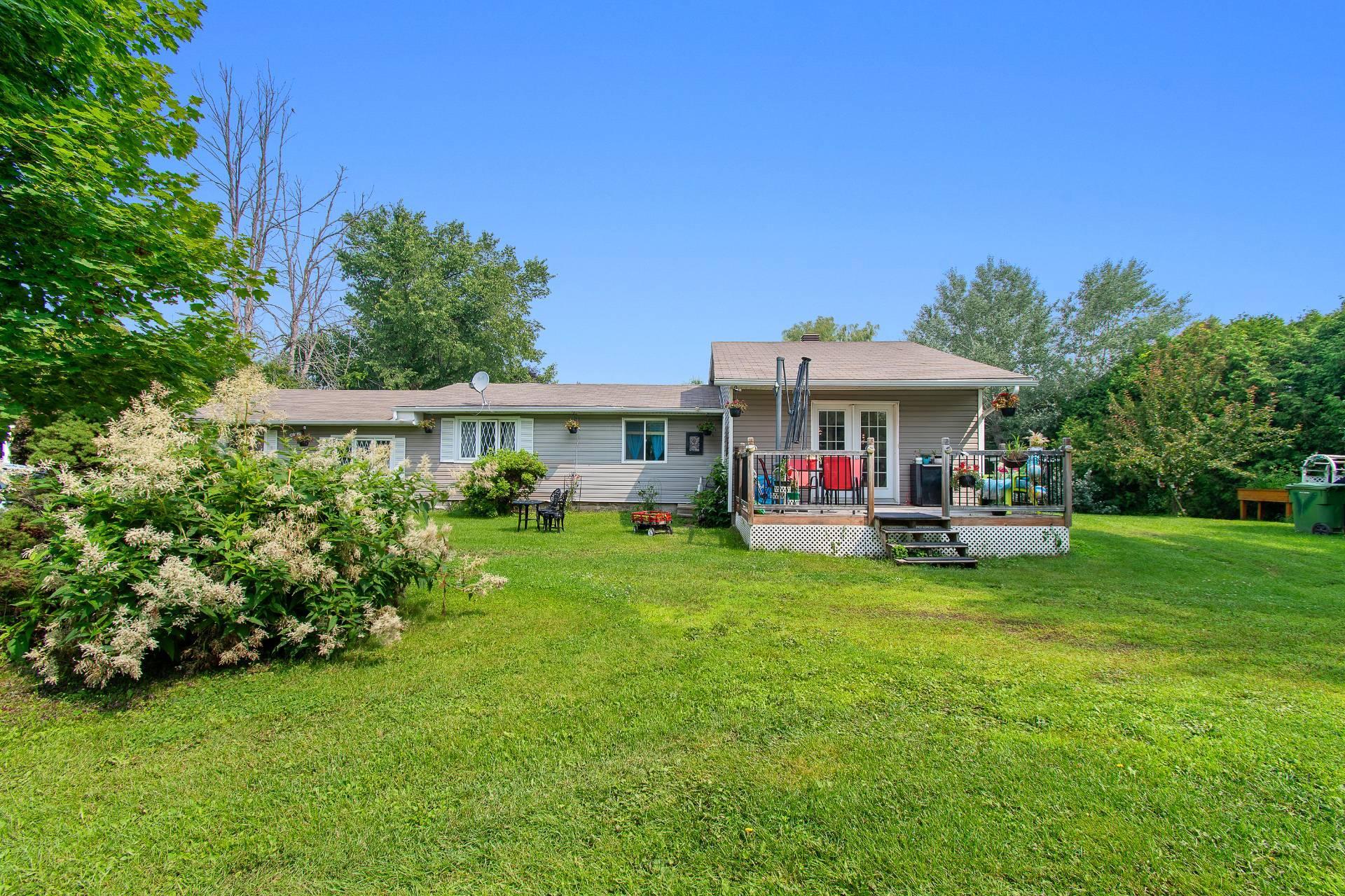 









618


Ch. Cook

,
Gatineau (Aylmer),




QC
J9J3P6


