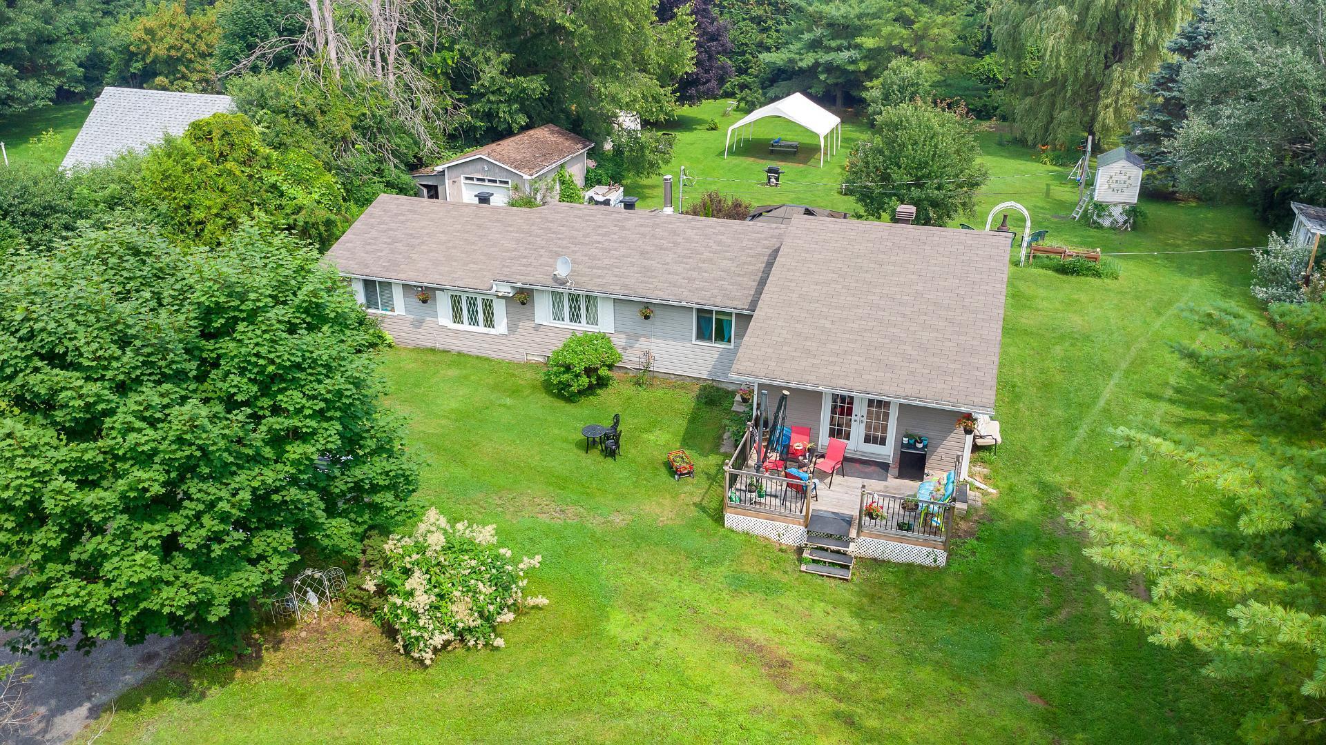 









618


Ch. Cook

,
Gatineau (Aylmer),




QC
J9J3P6

