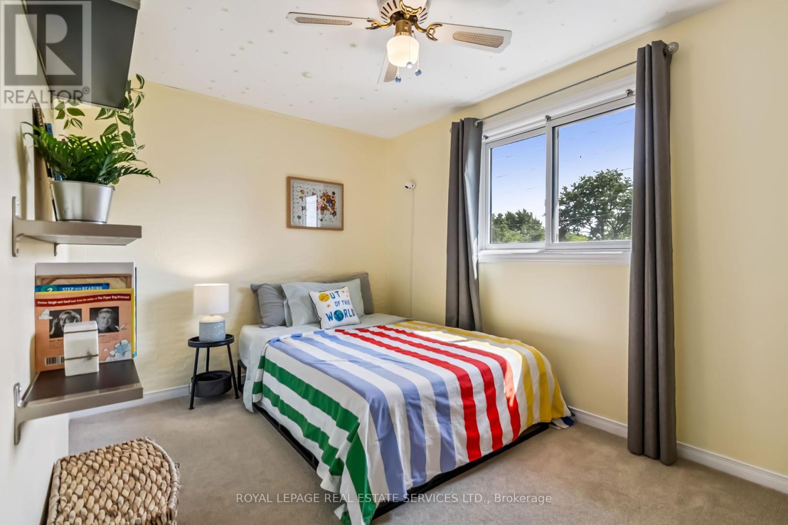 












1420 THORNTON ROAD

,
Burlington,




Ontario
L7M1N5

