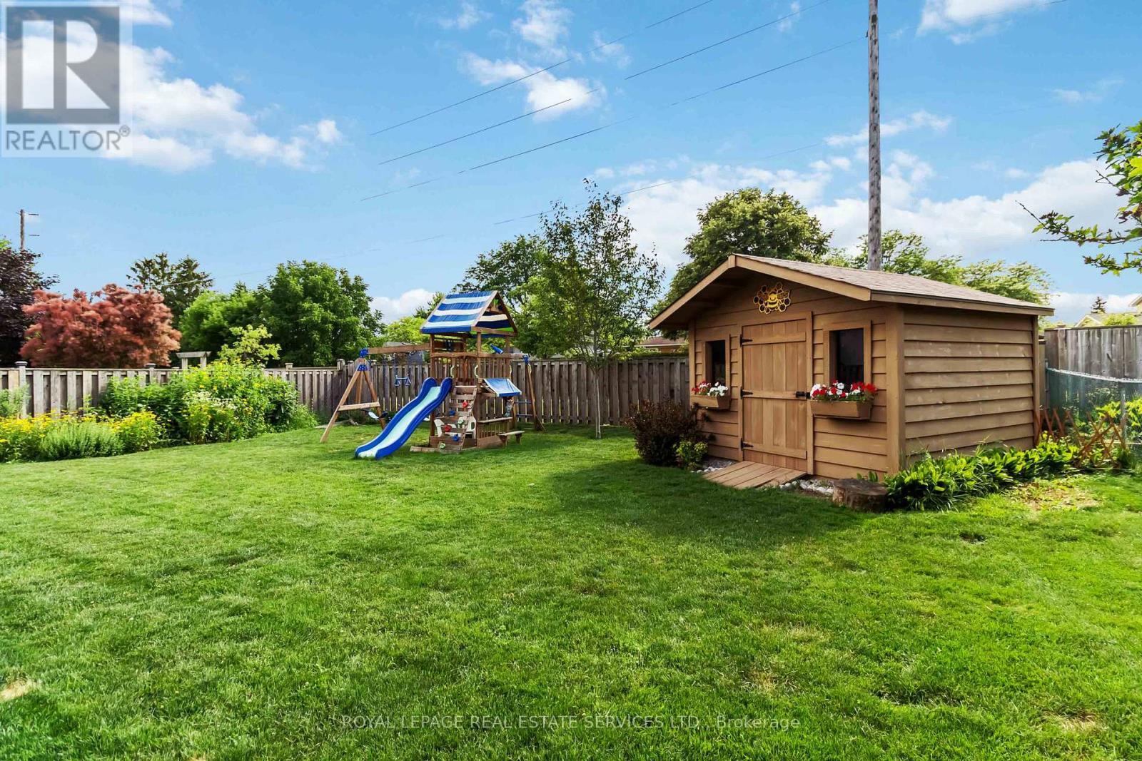 












1420 THORNTON ROAD

,
Burlington,




Ontario
L7M1N5


