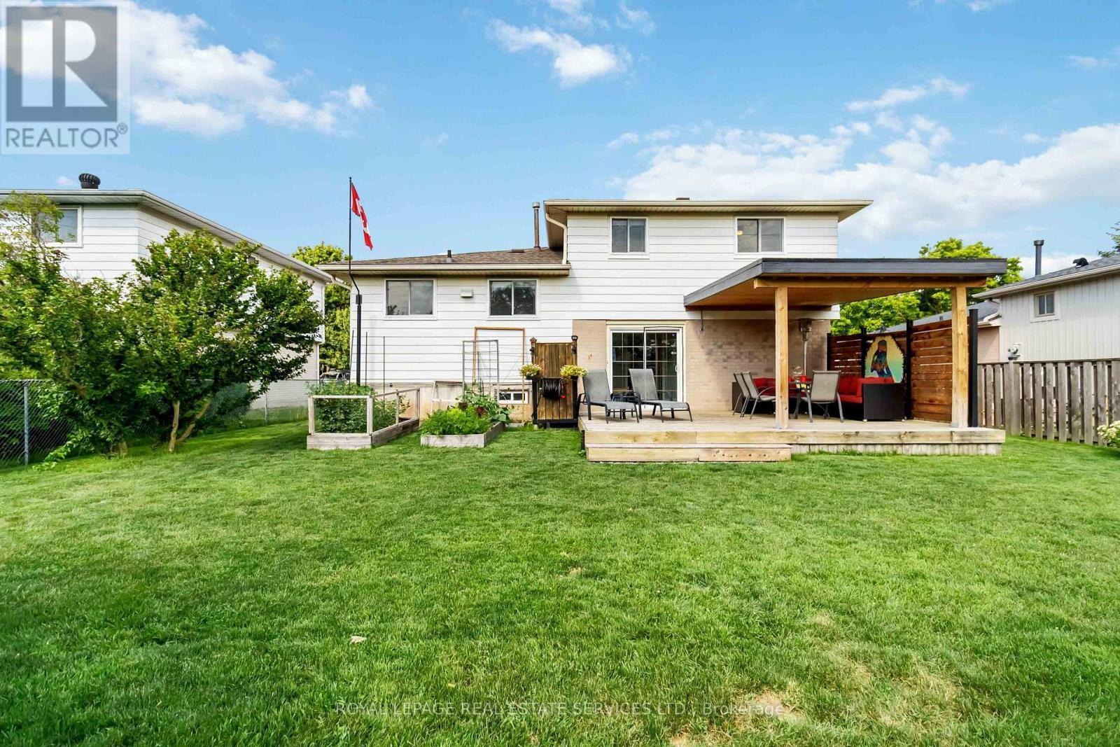 












1420 THORNTON ROAD

,
Burlington,




Ontario
L7M1N5

