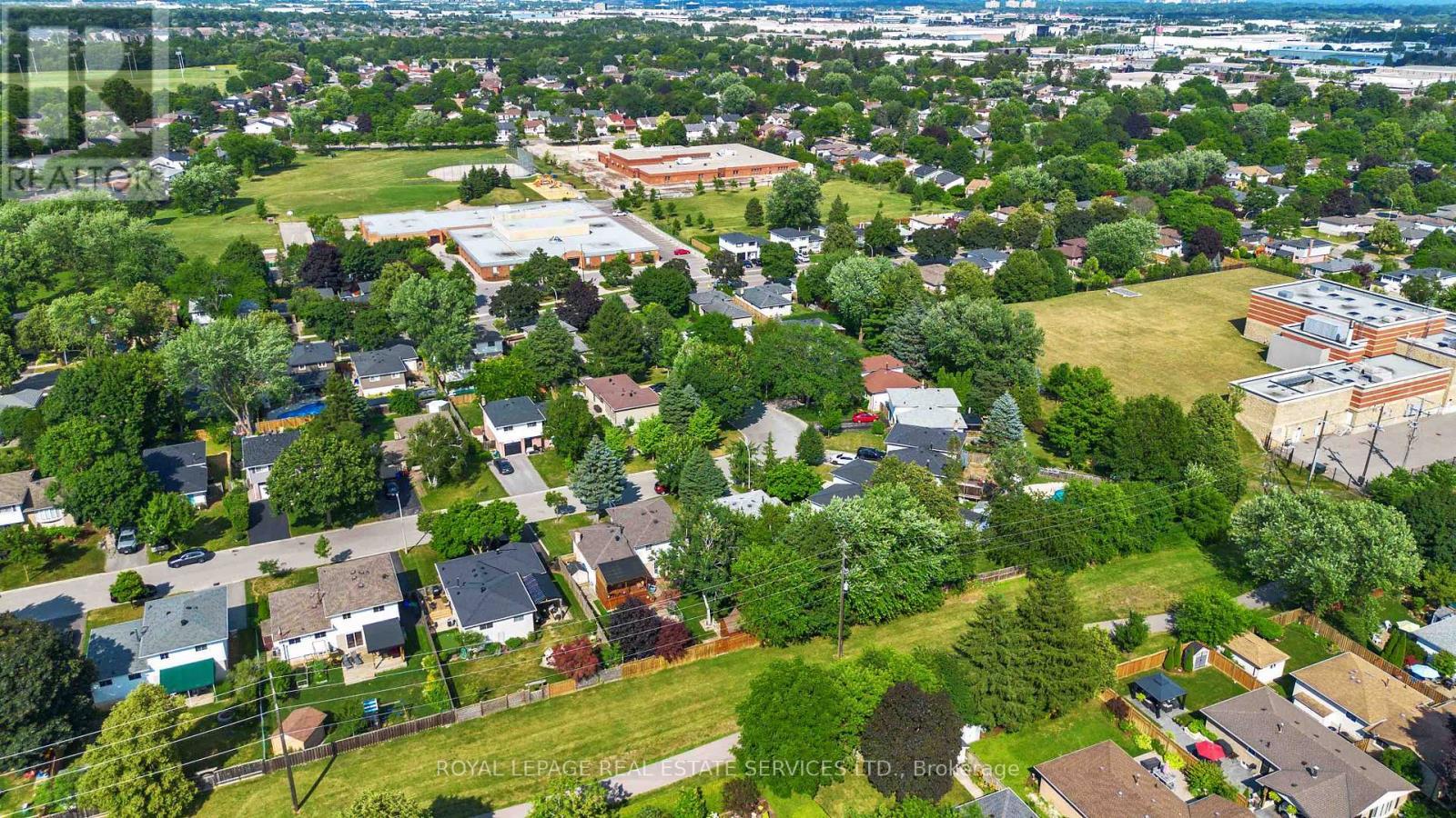 












1420 THORNTON ROAD

,
Burlington,




Ontario
L7M1N5

