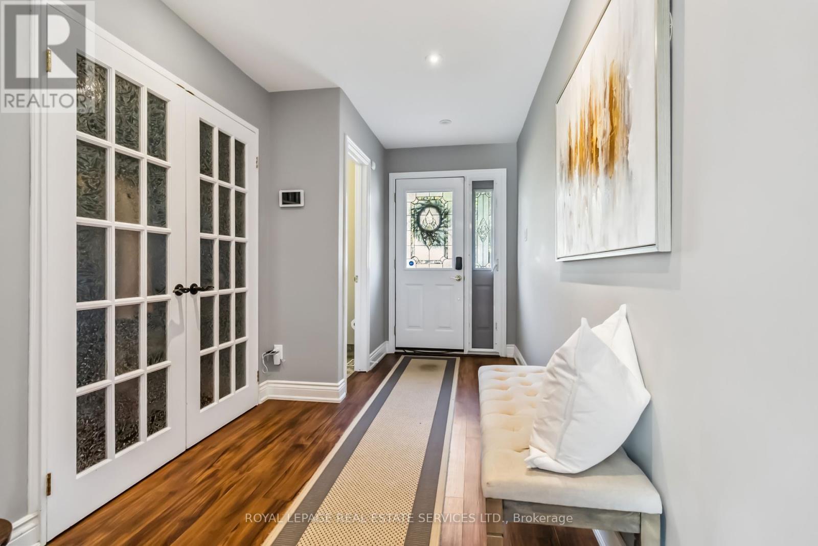 












1420 THORNTON ROAD

,
Burlington,




Ontario
L7M1N5

