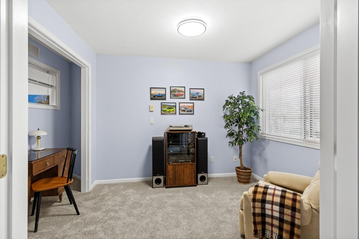 









940


Glenwood

Avenue, 210,
Kelowna,




BC
V1Y 9P2

