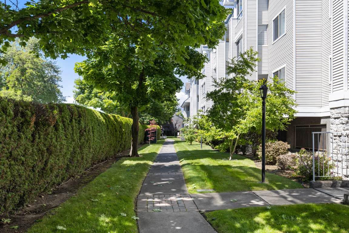 









940


Glenwood

Avenue, 210,
Kelowna,




BC
V1Y 9P2


