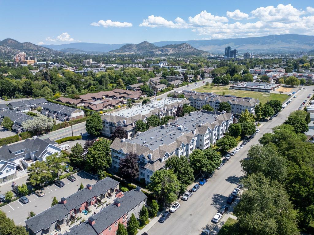 









940


Glenwood

Avenue, 210,
Kelowna,




BC
V1Y 9P2


