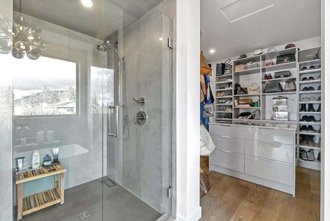 









2305


Bridgeview

Road,
West Kelowna,




BC
V1V 2N4

