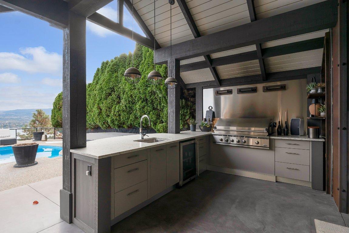 









2305


Bridgeview

Road,
West Kelowna,




BC
V1V 2N4

