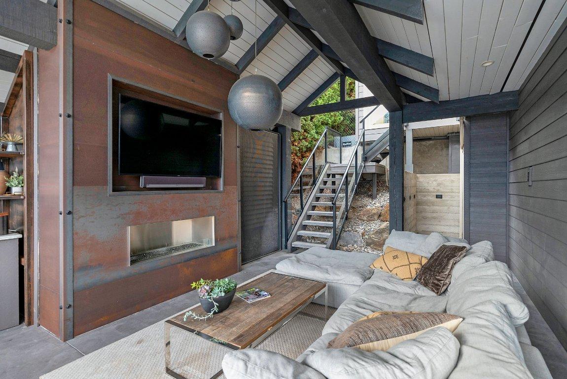 









2305


Bridgeview

Road,
West Kelowna,




BC
V1V 2N4

