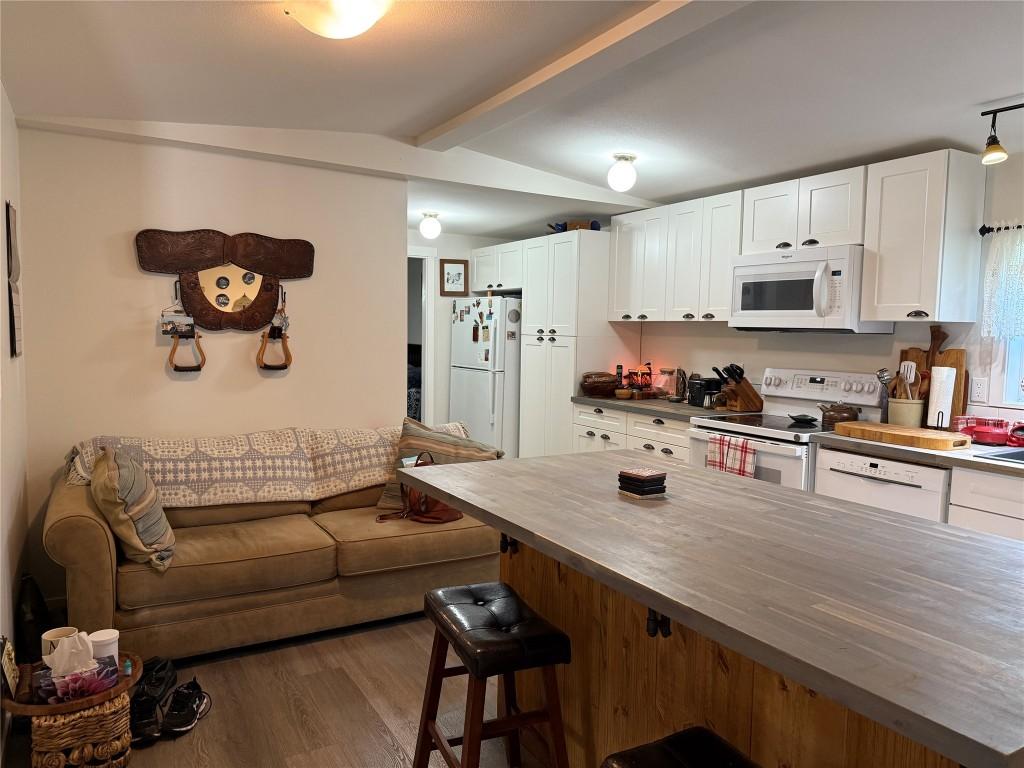 









2930


Brown

Road, 12,
Salmon Arm,




BC
V1E 3K3

