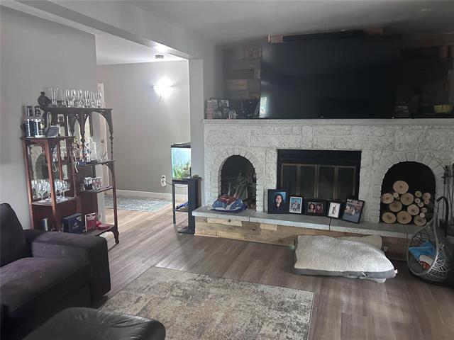 









55


Tiverton

BAY,
Winnipeg,




MB
R2N 2N4

