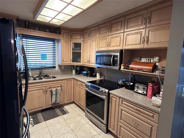 









55


Tiverton

BAY,
Winnipeg,




MB
R2N 2N4

