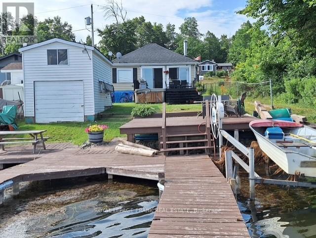 












17 - 6108 CURTIS POINT ROAD

,
Alnwick/Haldimand,




Ontario
K0K2X0

