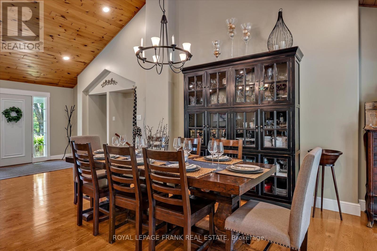 












1898 LAKEHURST ROAD

,
Trent Lakes,




Ontario
K0L1J0

