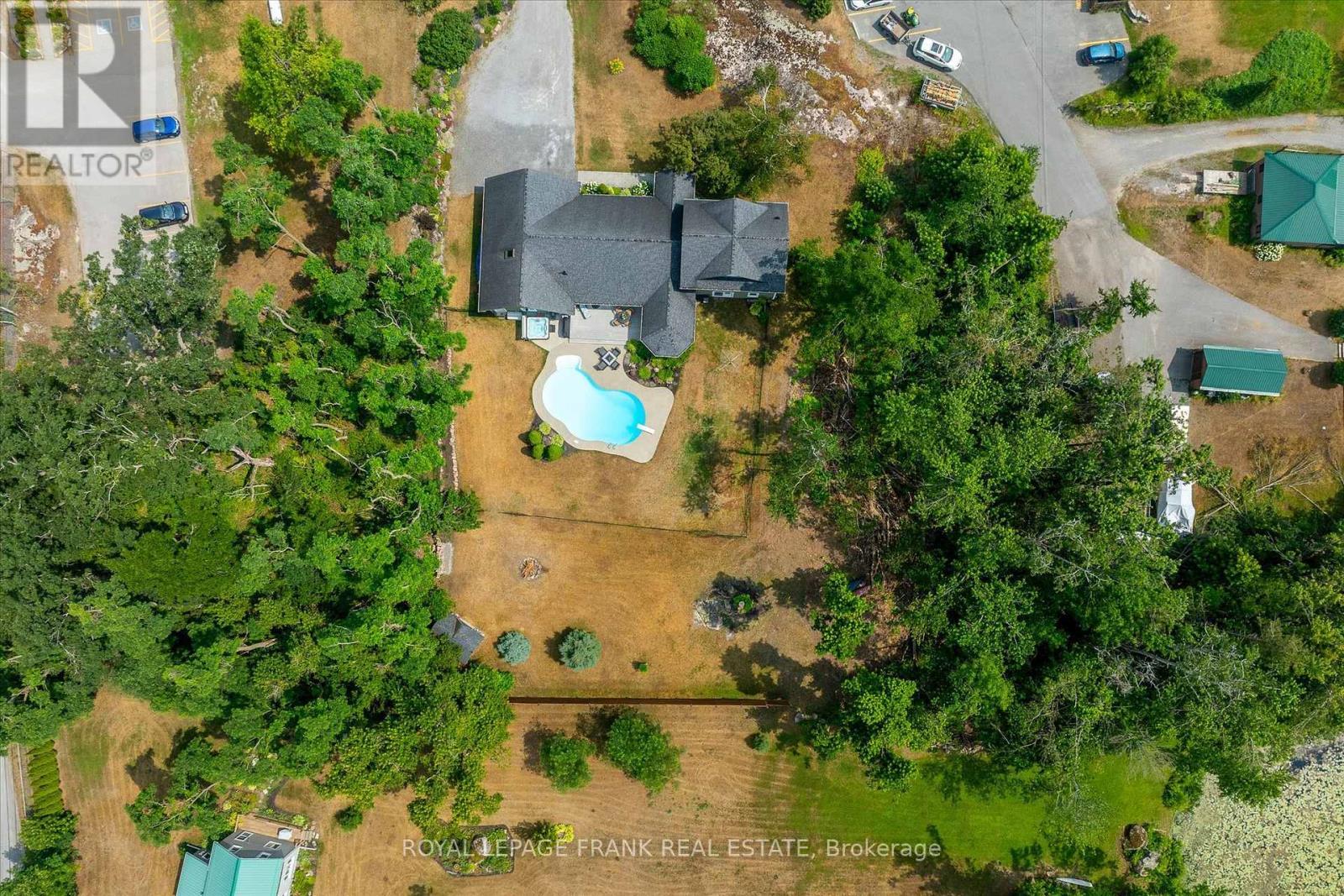 












1898 LAKEHURST ROAD

,
Trent Lakes,




Ontario
K0L1J0

