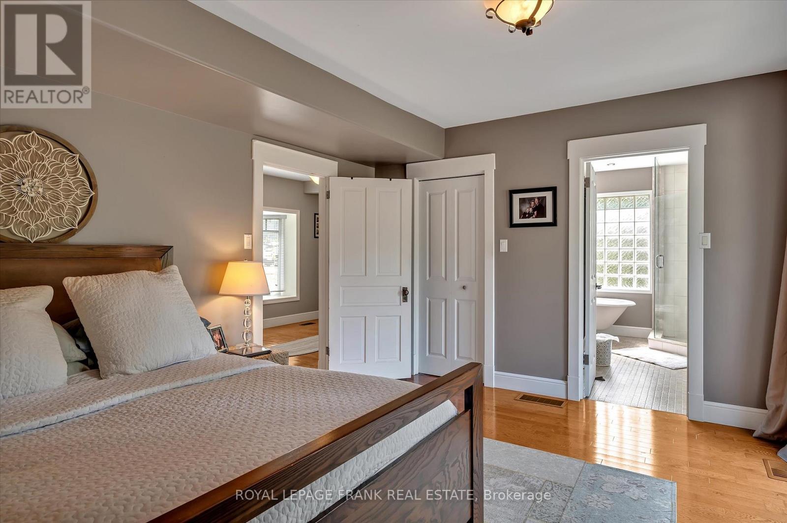 












1898 LAKEHURST ROAD

,
Trent Lakes,




Ontario
K0L1J0

