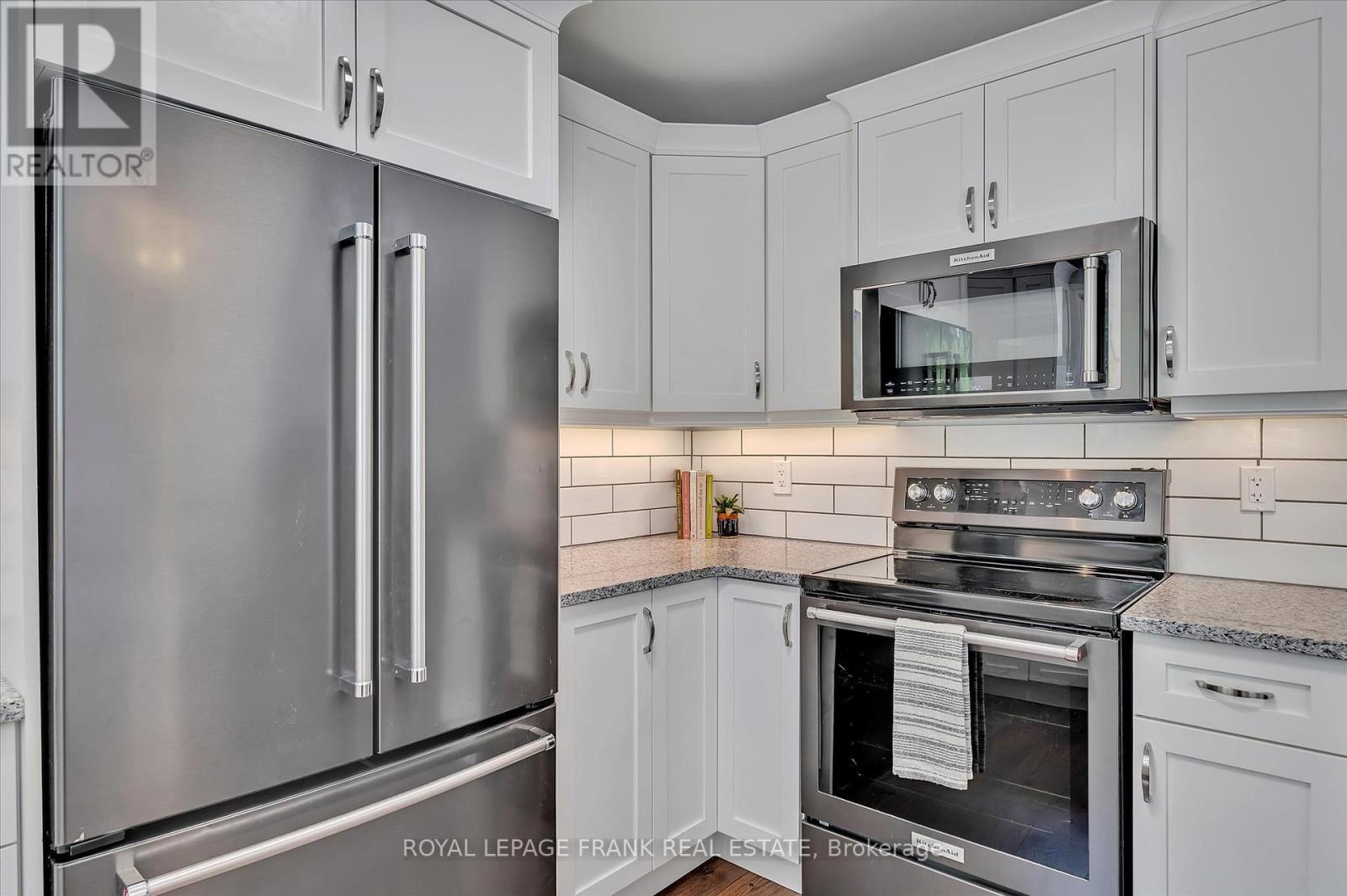 












1296 CARTIER BOULEVARD

,
Peterborough (Northcrest),




Ontario
K9H6S1

