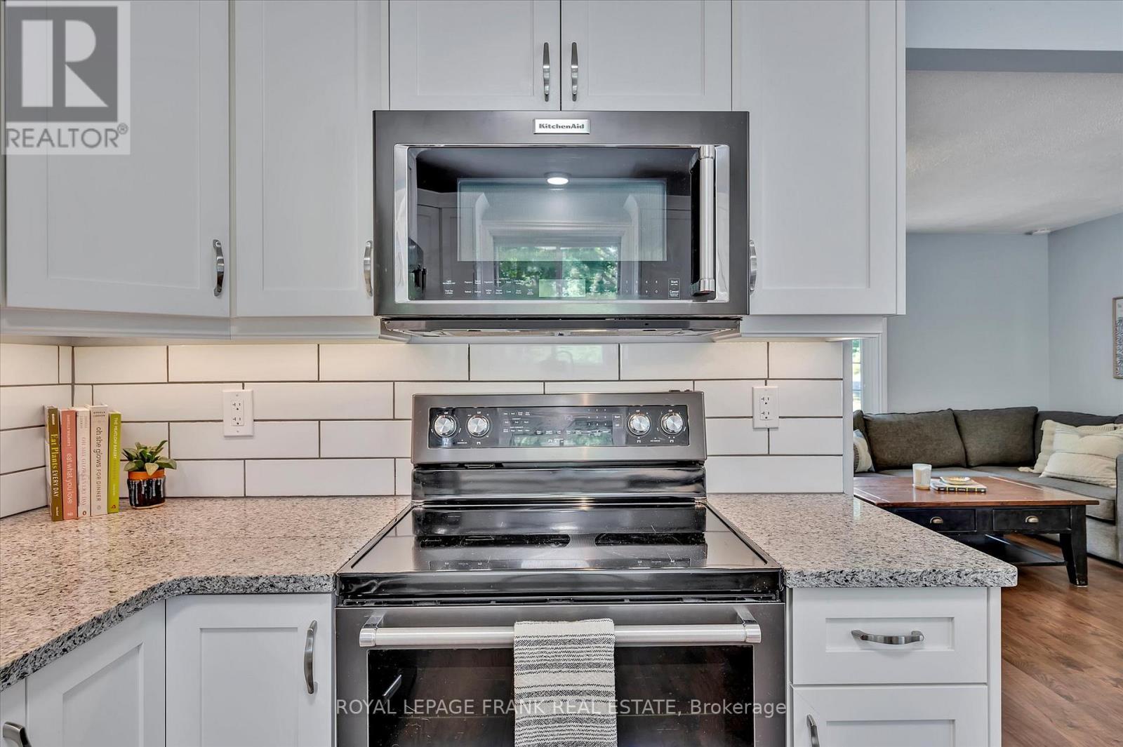 












1296 CARTIER BOULEVARD

,
Peterborough (Northcrest),




Ontario
K9H6S1


