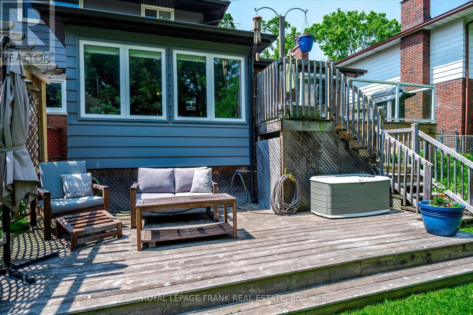 












1296 CARTIER BOULEVARD

,
Peterborough (Northcrest),




Ontario
K9H6S1

