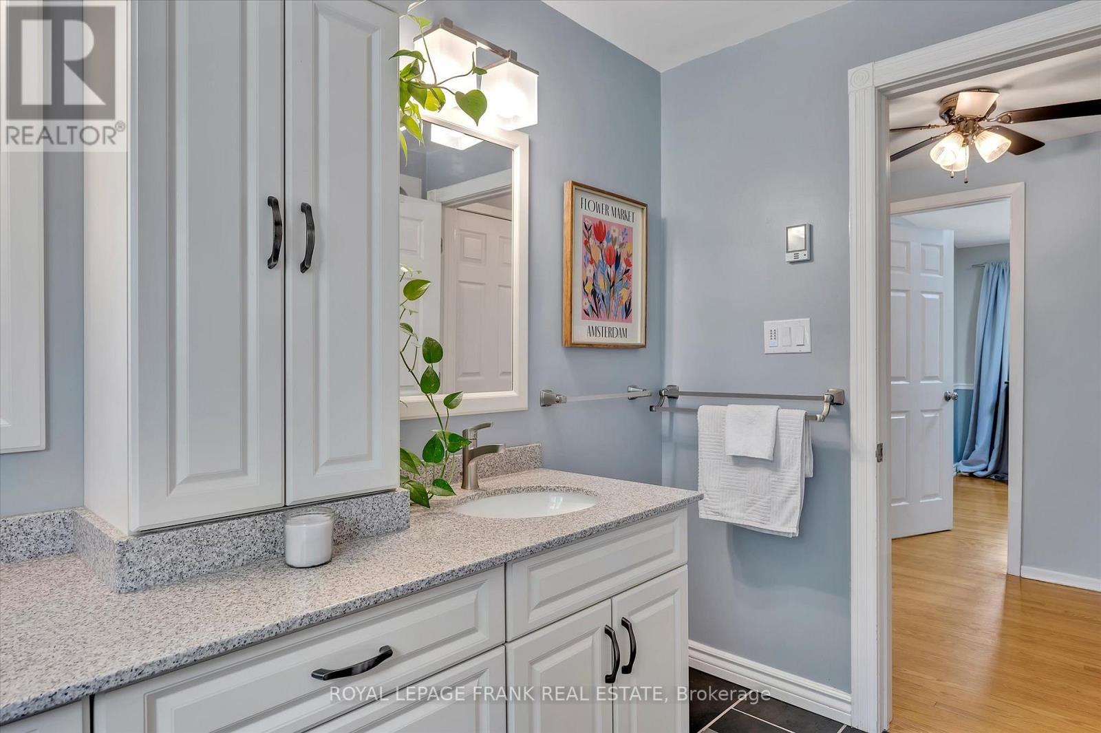 












1296 CARTIER BOULEVARD

,
Peterborough (Northcrest),




Ontario
K9H6S1

