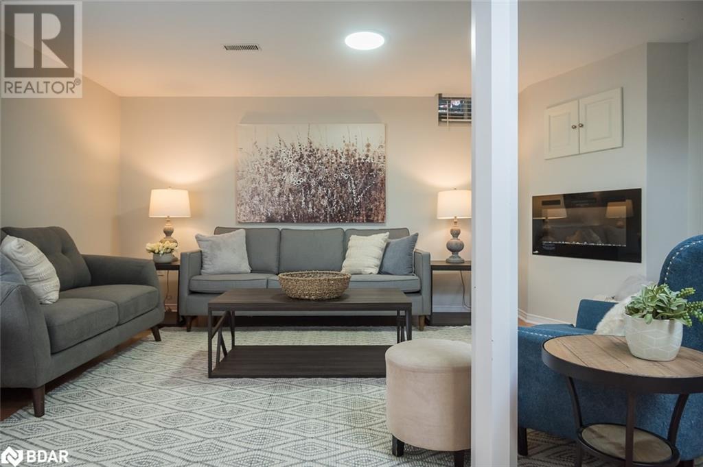 












190 HAMPSHIRE Way

,
Milton,




Ontario
L9T6B9

