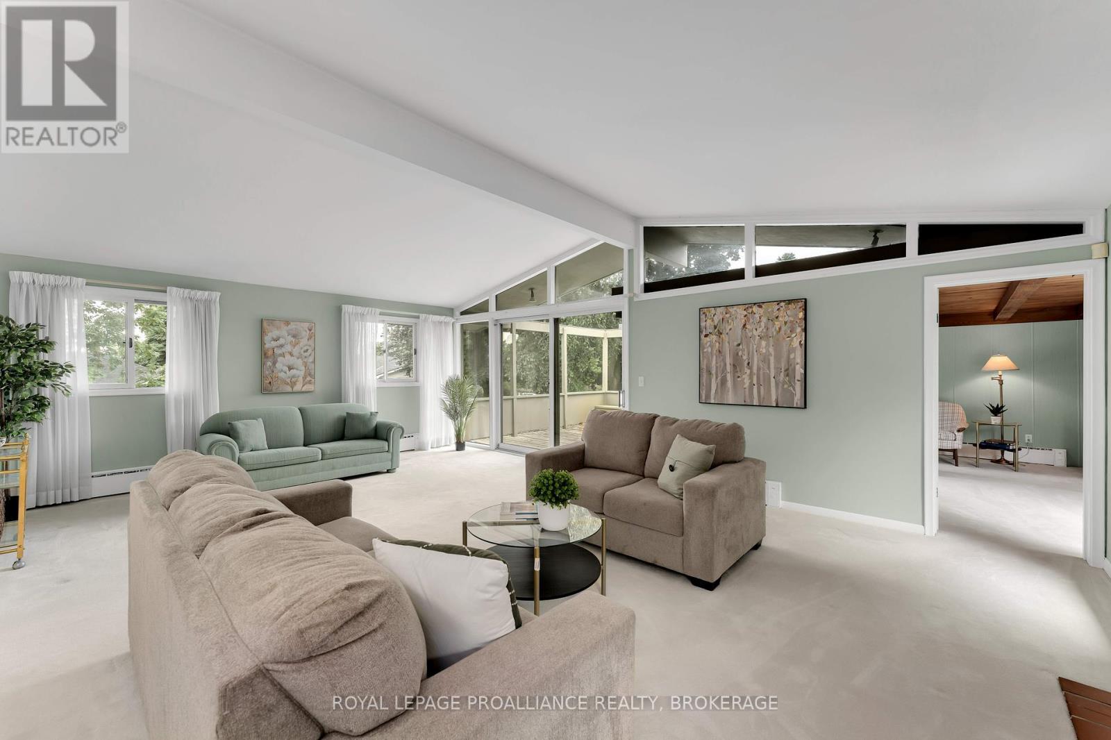 












227 ALWINGTON PLACE

,
Kingston (Central City East),




Ontario
K7L4P9

