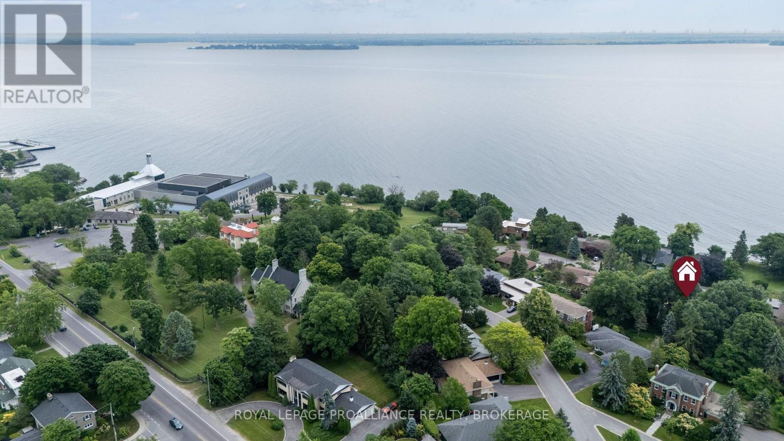 












227 ALWINGTON PLACE

,
Kingston (Central City East),




Ontario
K7L4P9

