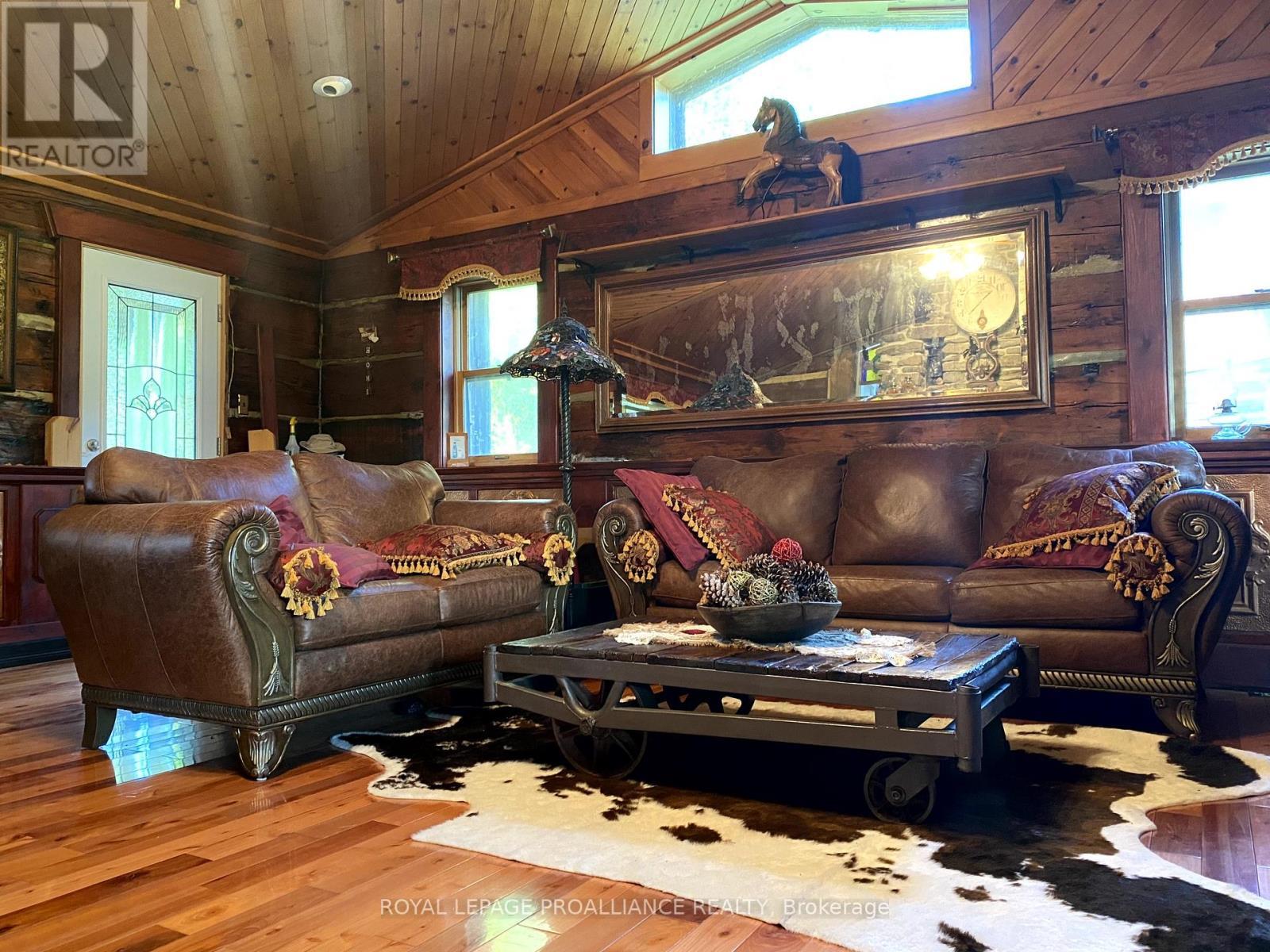 












1464 COUNTY ROAD 28

,
Quinte West (Murray Ward),




Ontario
K0K1H0

