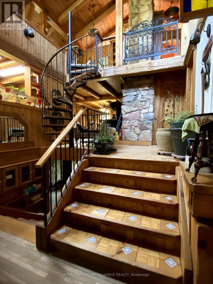 












1464 COUNTY ROAD 28

,
Quinte West (Murray Ward),




Ontario
K0K1H0

