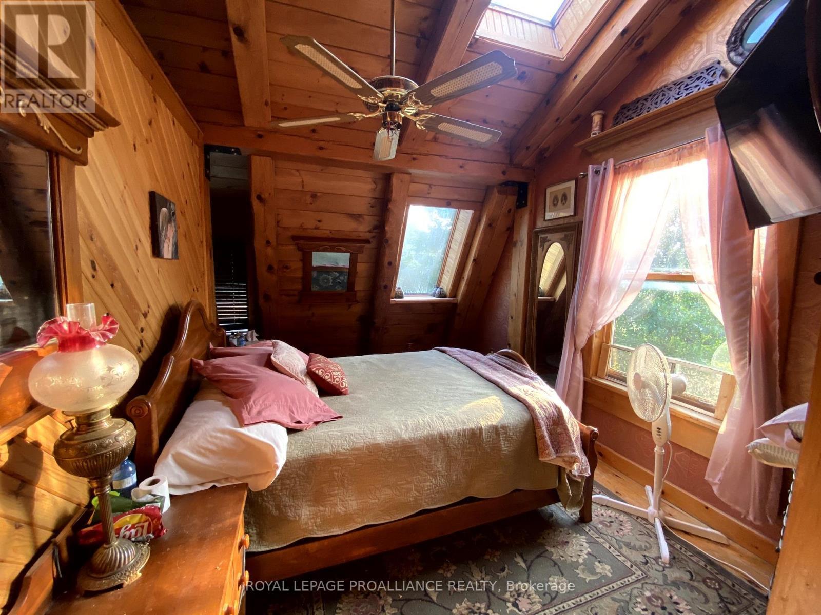 












1464 COUNTY ROAD 28

,
Quinte West (Murray Ward),




Ontario
K0K1H0

