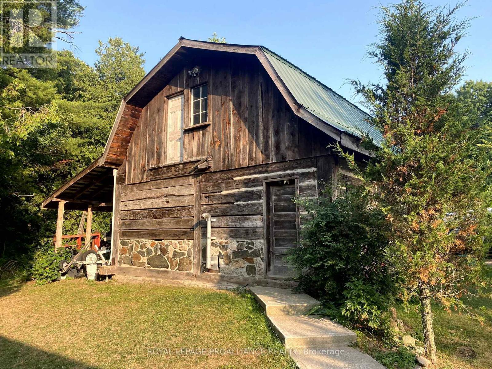 












1464 COUNTY ROAD 28

,
Quinte West (Murray Ward),




Ontario
K0K1H0

