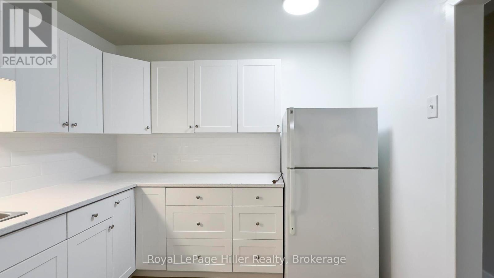 












98 WILLIAM STREET

,
Stratford,




Ontario
N5A4Y1

